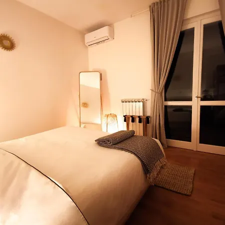 Vicky's - C. Citra 008055-lt-1257 * San Remo